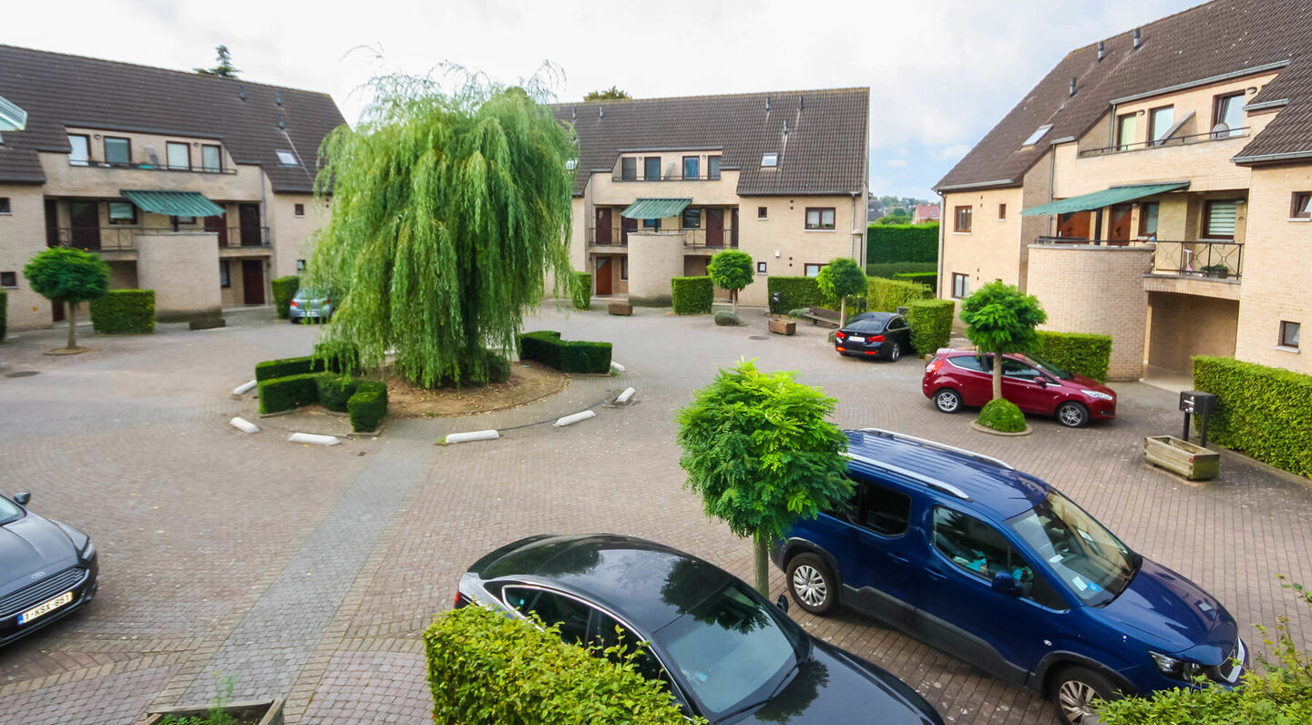 Triplex à louer à Sint-Stevens-Woluwe