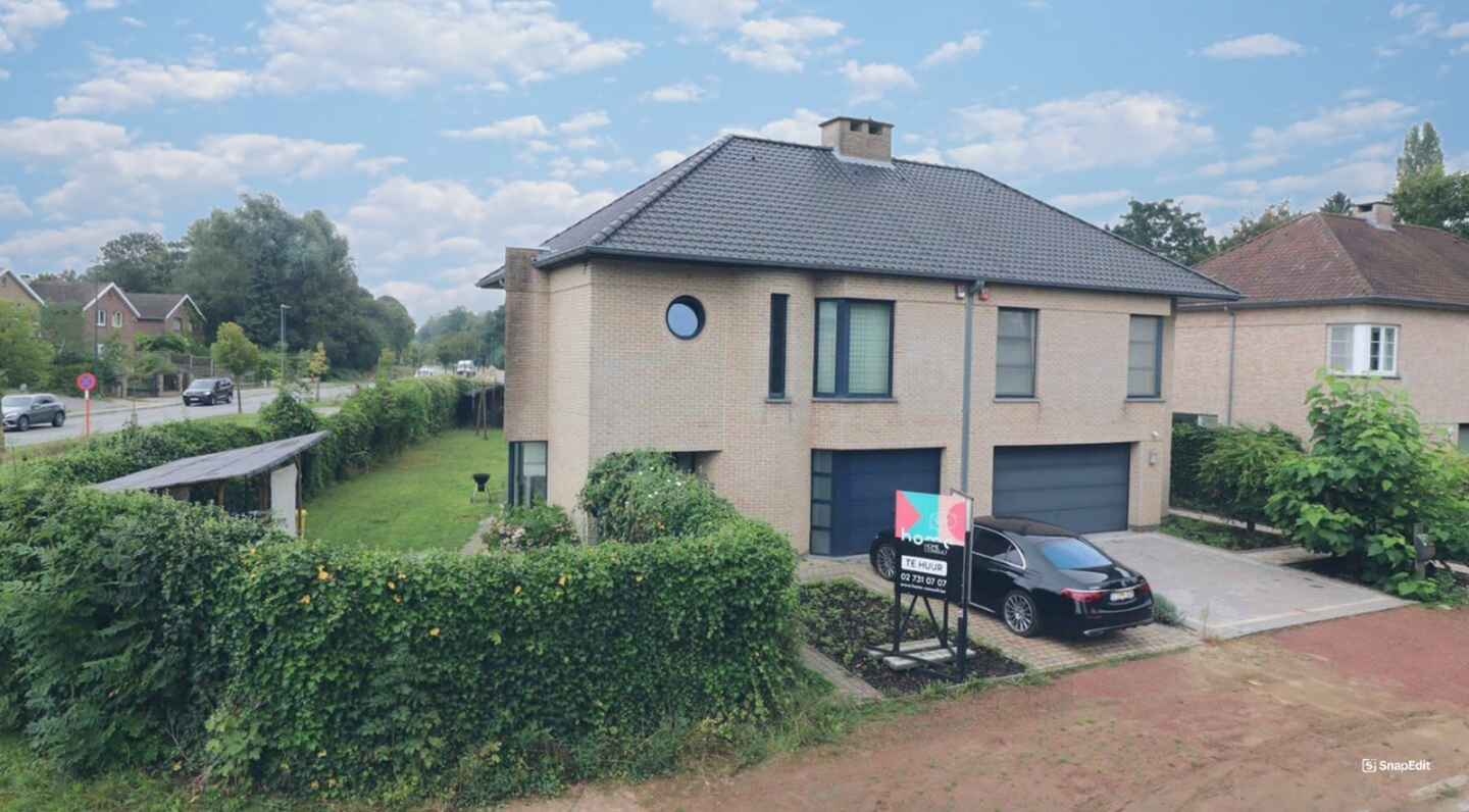 Villa for rent in Sterrebeek