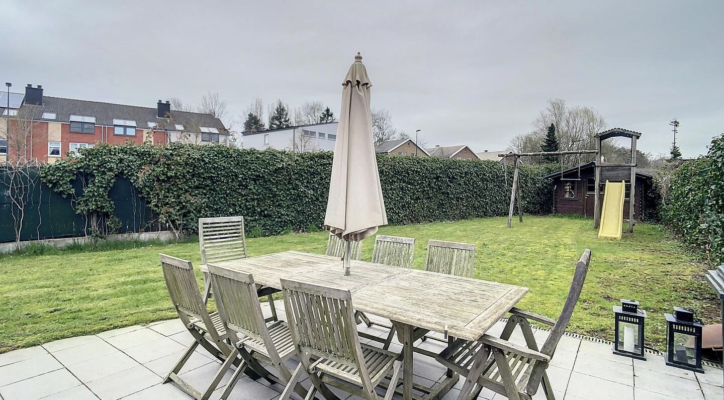 Villa for rent in Sterrebeek