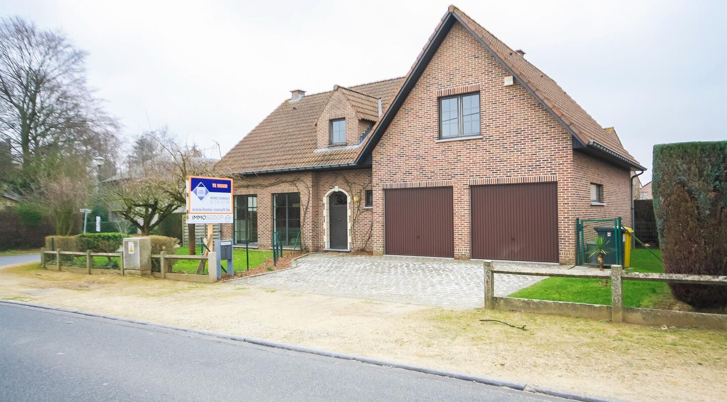 Villa for rent in Sterrebeek