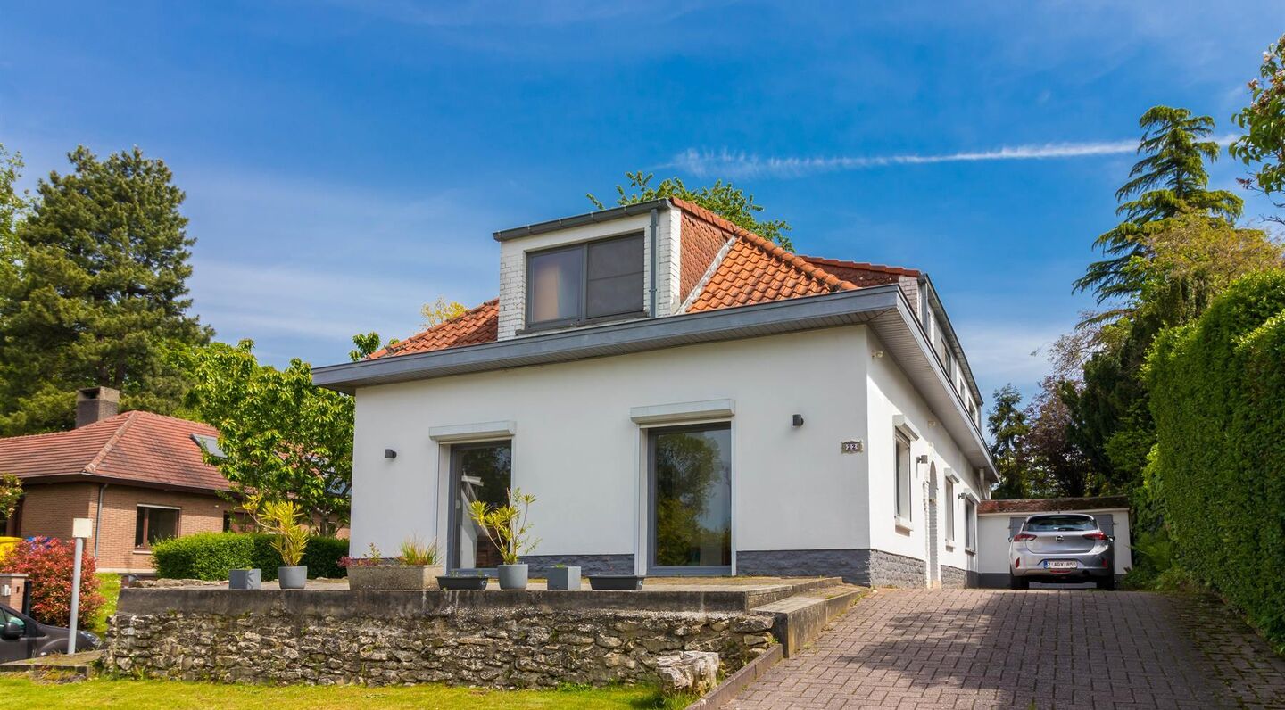 Villa for rent in Sterrebeek