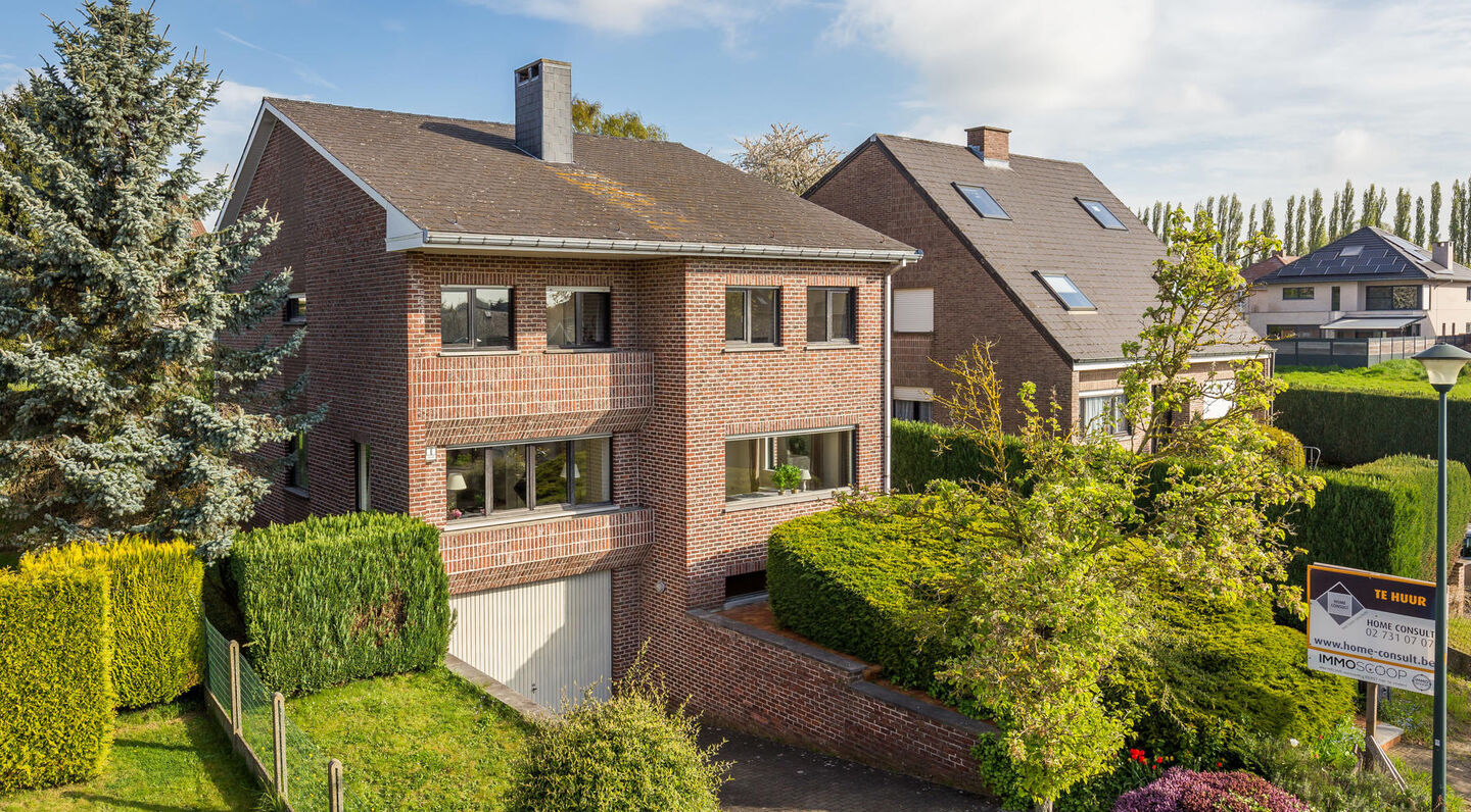 Villa for rent in Sterrebeek