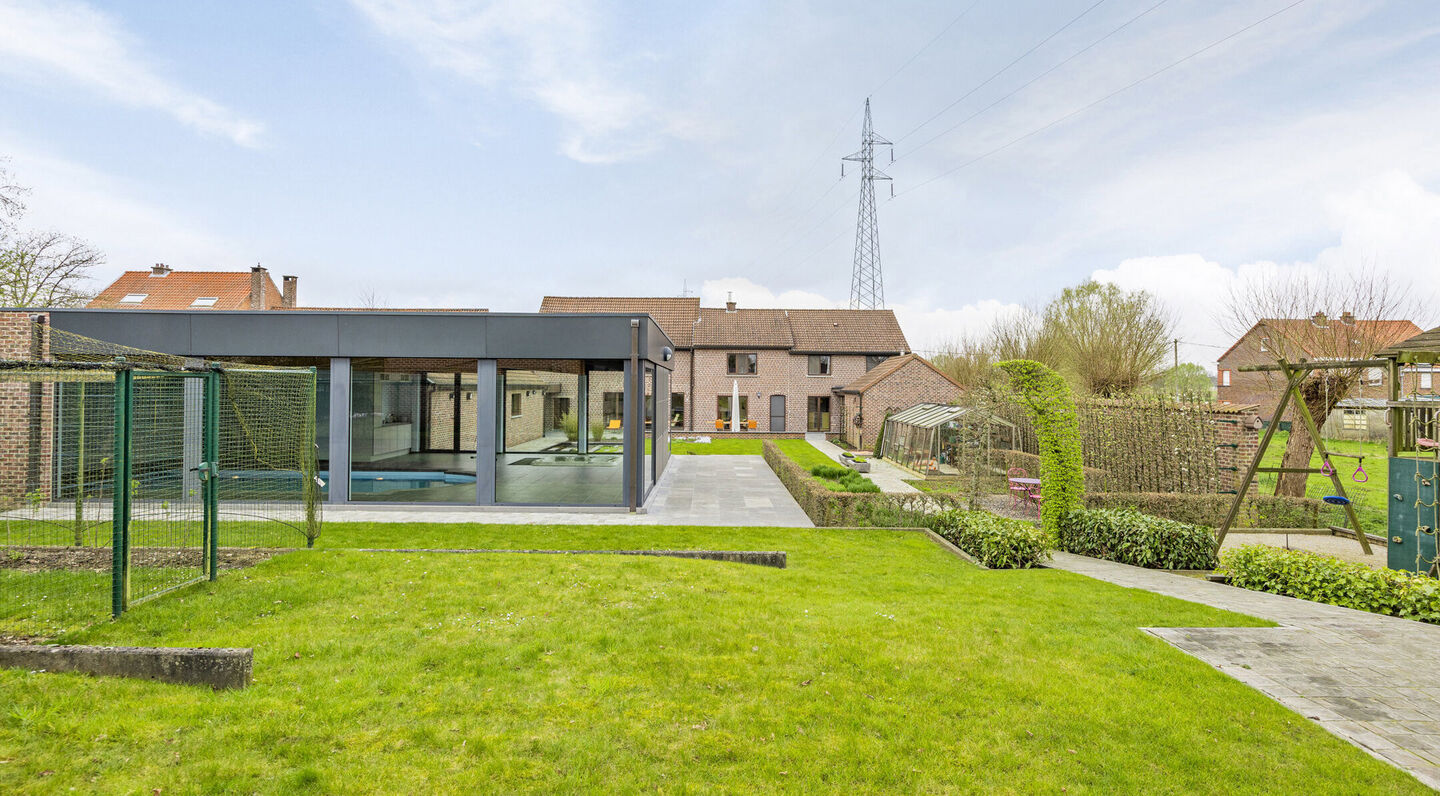 Villa for sale in Asse Relegem