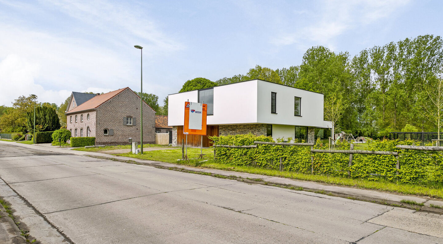 Villa for sale in Zoutleeuw